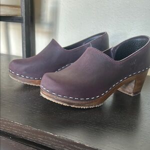 Sandgren Heeled Clogs